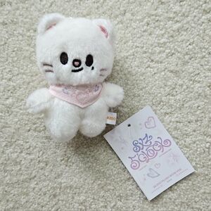 Stray Kids Jiniret 10cm Skzoo Plush